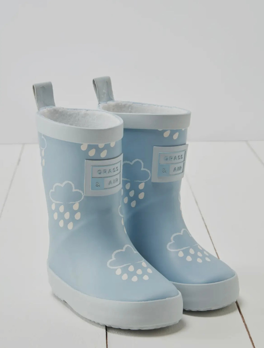 Baby Blue Grass & Air Colour Changing Wellies